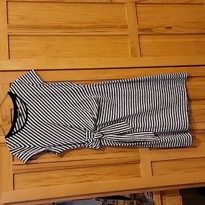 Adorable new Talbots women's dress, size M. Easy care & dress up or casual wear.